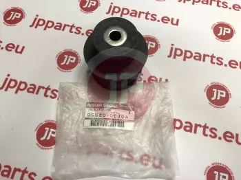 NISSAN 95520-06J0A - RUBBER-BODY MOU