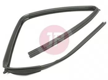 NISSAN 80330-VS90A - GLASS RUN RUBBER-FRONT DOOR,RH