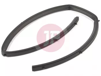 NISSAN 65810-VC700 - RUB-SEAL HOOD F